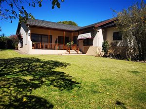 4 Bed House in Bergsig