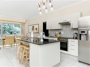 2 Bed Apartment in Morningside Manor