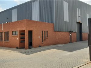 2540 m² Industrial space in Wadeville