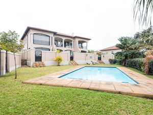 3 Bed Duplex in Umhlali Golf Estate