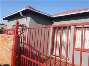 3 Bed House in Nellmapius