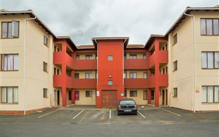 2 Bedroom Apartment in Brackenham