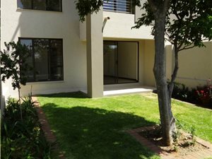 1 Bed Townhouse in Paulshof