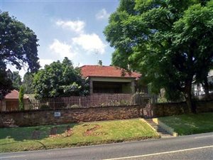 3 Bed House in Kensington