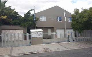 10 Bedroom House in Panorama