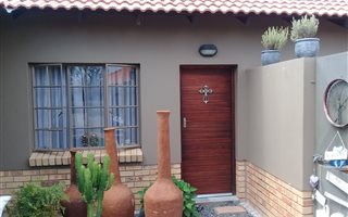 3 Bedroom House in Waterval East