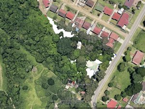 4047 m² Land available in Amalinda