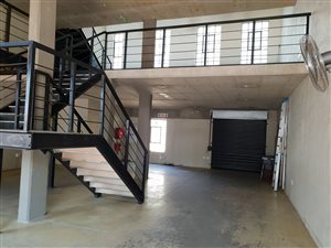 320 m² Retail Space in Fourways