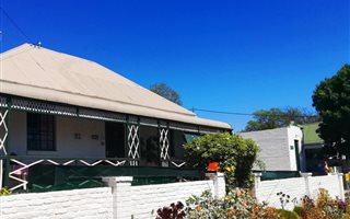 3 Bedroom House in De Rust