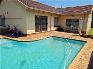 4 Bed House in Vanderbijlpark SE2