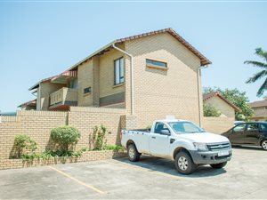 3 Bed Apartment in Meerensee