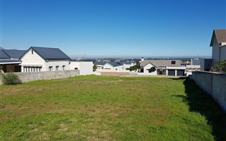 1105 m² Land available in Schonenberg Estate