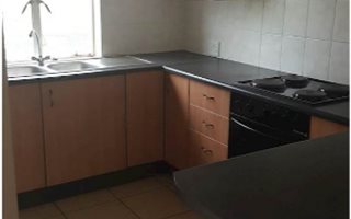 1 Bedroom Apartment in Ruimsig