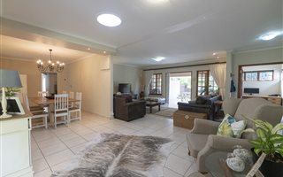 4 Bedroom House in Chiltern Hills