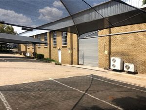 1013 m² Industrial space in Kyalami