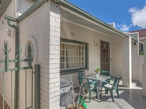 2 Bed House in Brixton