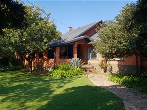 4 Bed House in Maroelana