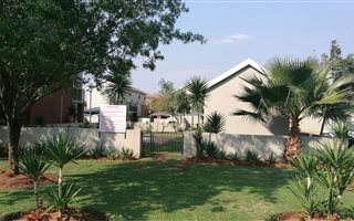 2 Bedroom Flat in Montana Gardens
