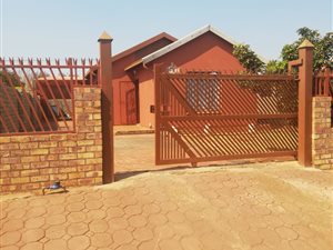 3 Bed House in Soshanguve