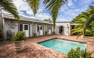4 Bedroom House in Fish Hoek