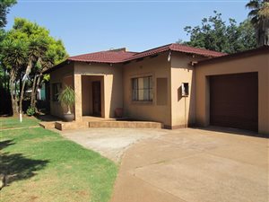 6 Bed House in Dalview