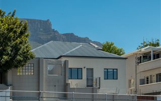 3 Bedroom House in Vredehoek