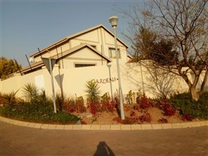 2 Bed Townhouse in Carlswald AH
