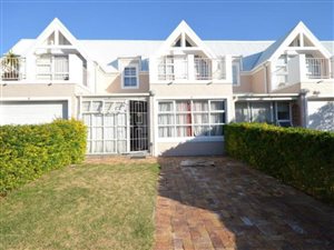 2 Bed Townhouse in Strand Central