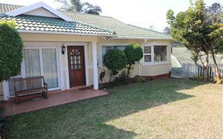 3 Bedroom Simplex in Somerset Park