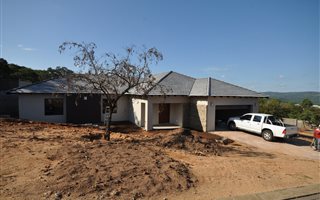 4 Bedroom House in Ridge Hill Estate