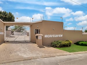 2 Bed Townhouse in Radiokop