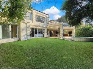 5 Bed House in Dainfern Golf Estate