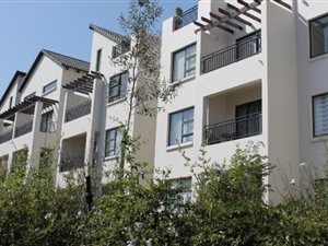 2 Bed Apartment in Dainfern