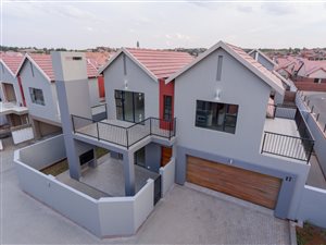 3 Bed Townhouse in Wild Olive Estate