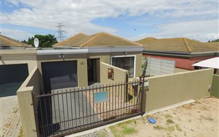3 Bedroom House in Brackenfell Central