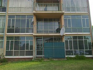 2 Bedroom Apartment in Vanderbijlpark CE2