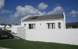 2 Bedroom House in Noordhoek