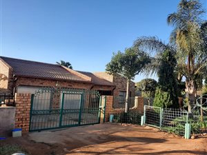 2 Bed House in Soshanguve