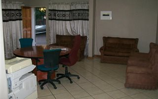 8 Bedroom House in Witbank Central