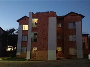 2 Bed Apartment in Randpark Ridge