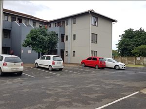 2 Bed Apartment in Brackenham