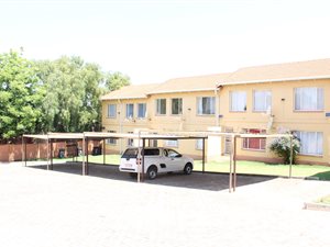 2 Bed Apartment in Grobler Park