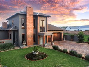 3 Bed House in The Meadows