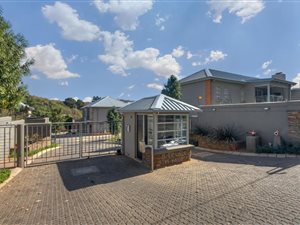 3 Bed Apartment in Westcliff