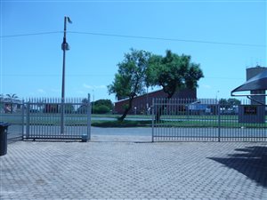 4 Bed House in Ontdekkers Park