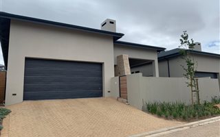 3 Bedroom Townhouse in Clara Anna Fontein Estate