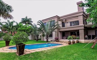 4 Bedroom House in Komatipoort