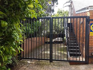 1 Bedroom Garden Cottage in Northcliff