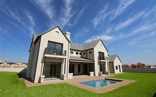 5 Bedroom House in The Ridge Estate