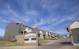 2 Bedroom House in Port Alfred